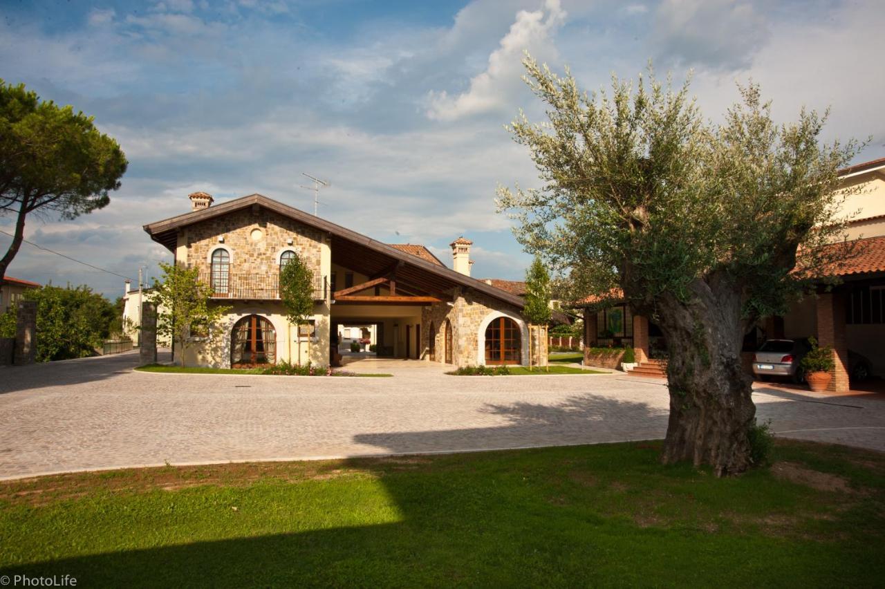 Wine Resort Luisa Mariano del Friuli Εξωτερικό φωτογραφία